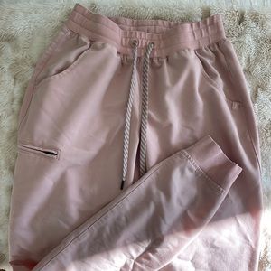 Jaanuu Dusty Rose Scrub Set